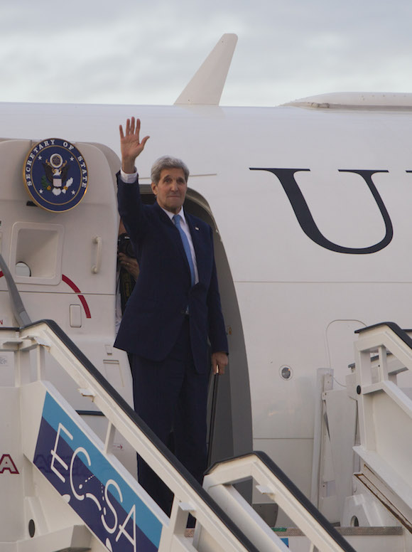 John Kerry deja La Habana y regresa a Washington John Kerry deja La Habana y regresa a Washington