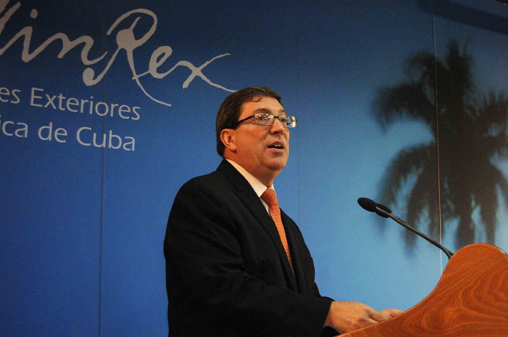 Bruno Rodríguez: Bloqueo a Cuba es una política absurda, ilegal y moralmente insostenible Bruno Rodríguez: Bloqueo a Cuba es una política absurda, ilegal y moralmente insostenible