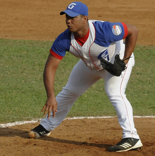 Aunque se apuntó el tercer salvamento, Olivera elevó su promedio de carreras limpias a 2.25 / Foto Luis Carlos Palacios Leyva