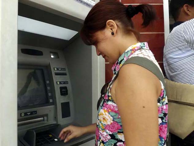 Por la excelencia en los créditos y servicios manzanilleros Por la excelencia en los créditos y servicios manzanilleros