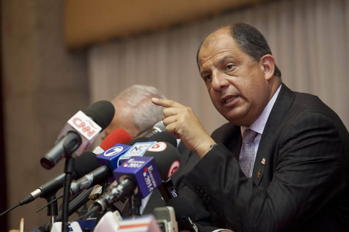 Luis Guillermo Solís, Costa Rica