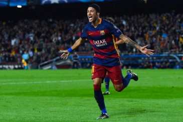 Neymar, autor de dos goles y la asistencia