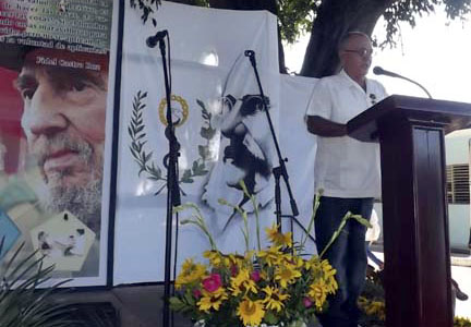 Celebran en Manzanillo acto provincial por Día de la Medicina Latinoamericana Celebran en Manzanillo acto provincial por Día de la Medicina Latinoamericana