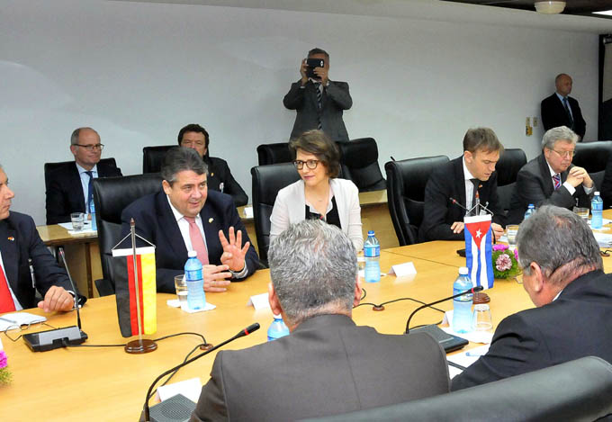 Sostiene encuentro Marino Murillo Jorge con Sigmar Gabriel, Vicecanciller Federal Alemán.