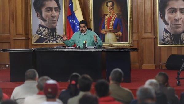 Maduro presenta hoy nuevo Gabinete y plan económico Maduro presenta hoy nuevo Gabinete y plan económico