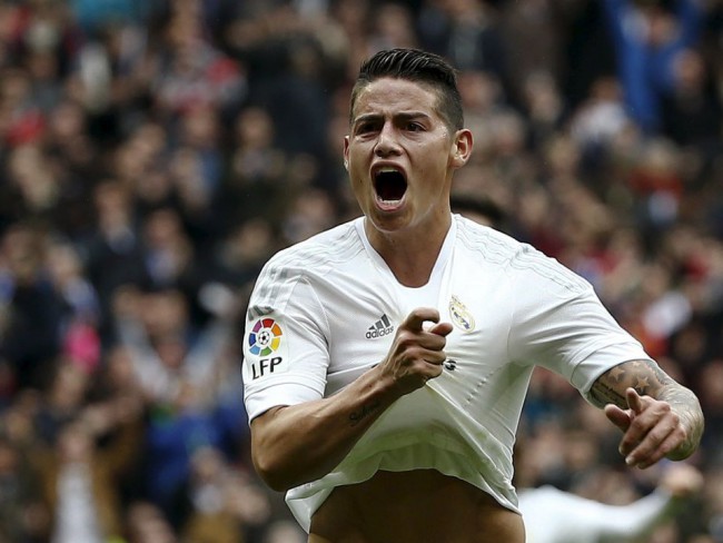 James Rodríguez celebra el gol que marcó al Athletic. FOTOS/ ANDREA COMAS