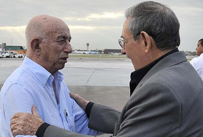 Regresó Raúl a Cuba Regresó Raúl a Cuba