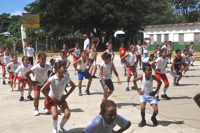 Un grupo de 24 niños (en edad preescolar) se inicia en la práctica del judo en el CD No 1 / Foto Luis Carlos Palacios Leyva