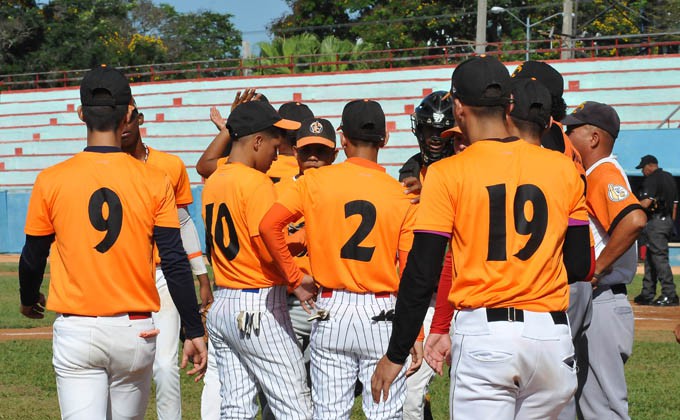 Los villaclareños se repusieron del revés inicial / Foto Luis Carlos Palacios Leyva