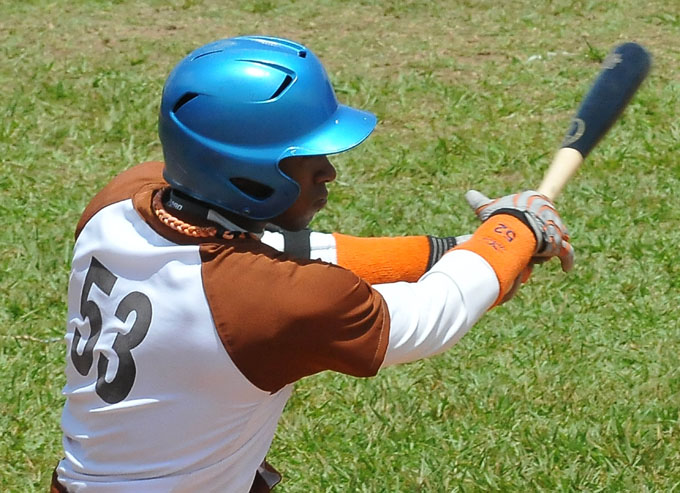 El yarense Yoelkis Céspedes funge como primer bate del conjunto / Foto Luis Carlos Palacios Leyva