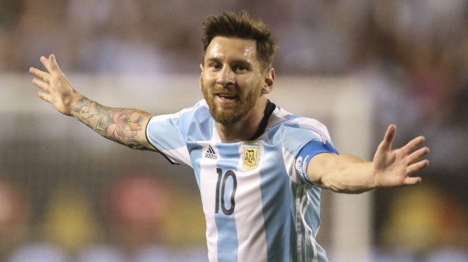 Messi marca hat tricks a panama