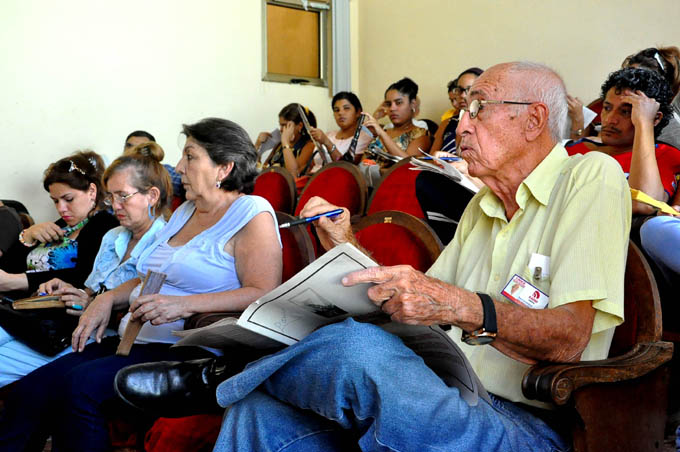 Conceptualización del modelo económico, Prensa Granma