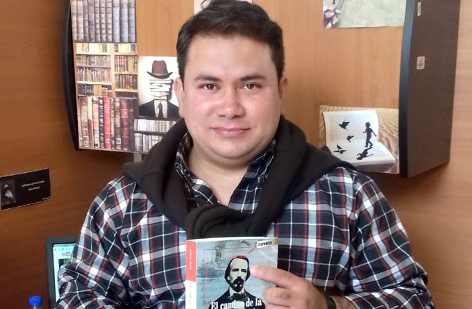 Gana escritor bayamés premio Iberoamericano Verbum de novela 2016 Gana escritor bayamés premio Iberoamericano Verbum de novela 2016