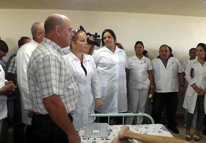 Ministro de salud de Cuba