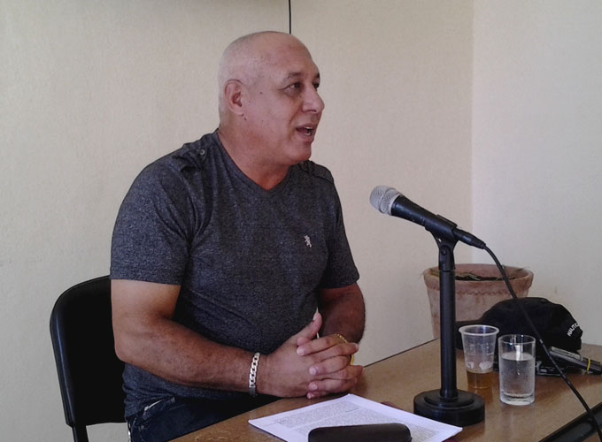 Analizan relevancia de la producción musical en la radio Analizan relevancia de la producción musical en la radio