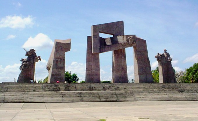 plaza-mariana-grajales