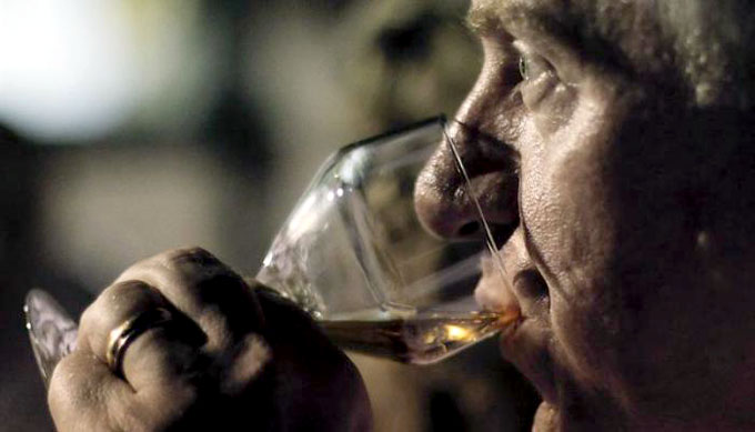 El consumo moderado de alcohol aumenta el riesgo de cáncer El consumo moderado de alcohol aumenta el riesgo de cáncer