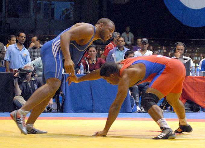 torneos internacionales de lucha Granma-Cerro Pelado