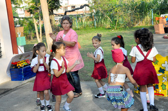 Granma en el tercer perfeccionamiento de la Educación Granma en el tercer perfeccionamiento de la Educación