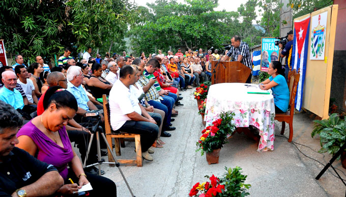 Pobladores de Granma por eliminar indisciplinas sociales Pobladores de Granma por eliminar indisciplinas sociales