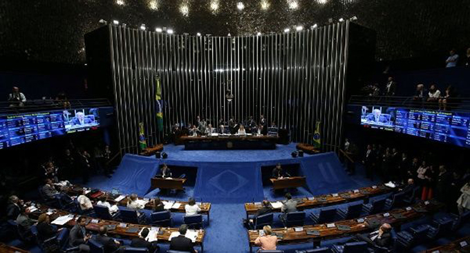 Comisión del Senado de Brasil aprueba propuesta de enmienda constitucional para elecciones directas Comisión del Senado de Brasil aprueba propuesta de enmienda constitucional para elecciones directas