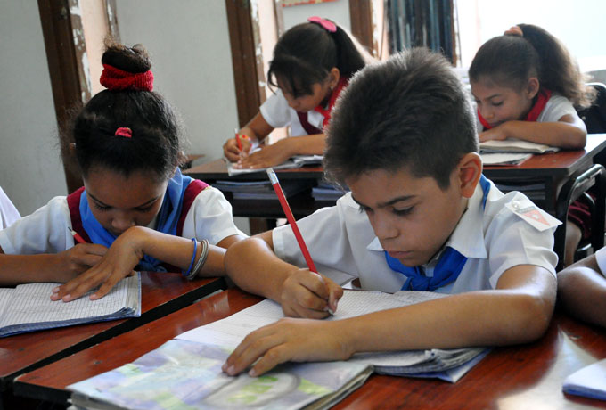 Salud y Educación abarcan más del 70 % del presupuesto de Granma Salud y Educación abarcan más del 70 % del presupuesto de Granma