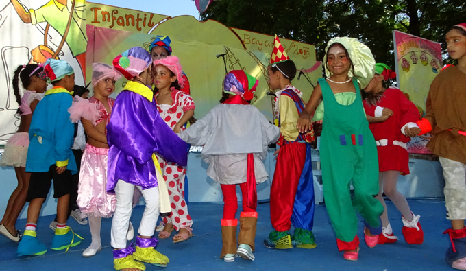 Comenzó carnaval infantil Bayamo 2017 (+ fotos y videos) Comenzó carnaval infantil Bayamo 2017 (+ fotos y videos)