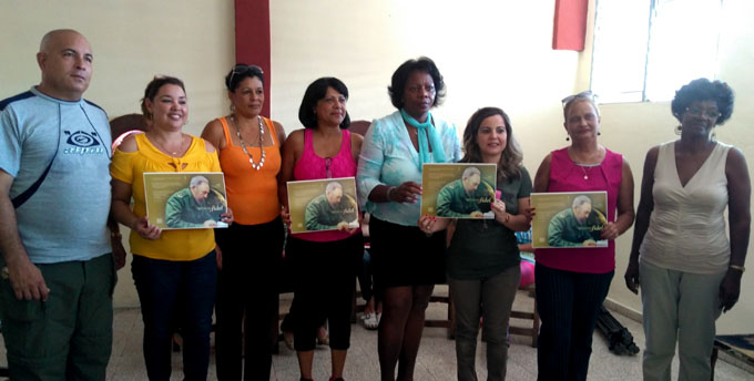 Intercambia Federación de Mujeres Cubanas con trabajadoras de la radio granmense Intercambia Federación de Mujeres Cubanas con trabajadoras de la radio granmense