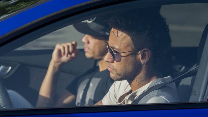 Neymar confirma su salida y se va a Londres para desconectar Neymar confirma su salida y se va a Londres para desconectar