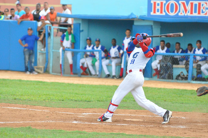 Yoelkis Céspedes revivió a los Alazanes con su cuarto jonrón de la campaña Yoelkis Céspedes revivió a los Alazanes con su cuarto jonrón de la campaña