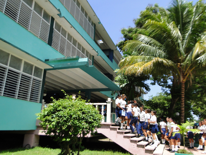 Formación de docentes, premisa del nuevo curso escolar Formación de docentes, premisa del nuevo curso escolar