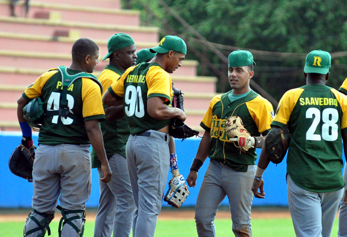 Líder Pinar por superar pequeño bache en béisbol cubano Líder Pinar por superar pequeño bache en béisbol cubano