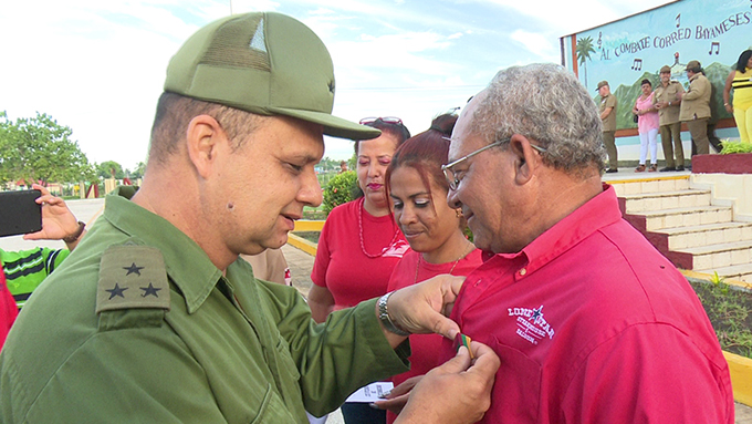 Celebran aniversario 46 del Sindicato de Trabajadores Civiles de la Defensa Celebran aniversario 46 del Sindicato de Trabajadores Civiles de la Defensa