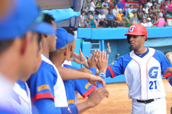 Alazanes retoman senda ganadora y hunden a los Vegueros (+ video) Alazanes retoman senda ganadora y hunden a los Vegueros (+ video)