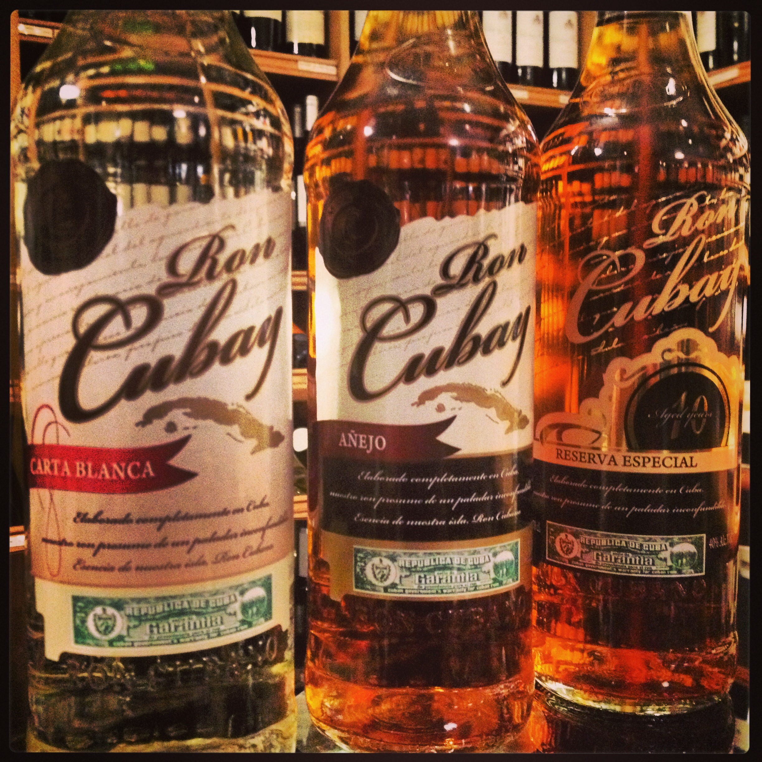 Ron marca Premium Cubay, el cofre y sus joyas Ron marca Premium Cubay, el cofre y sus joyas