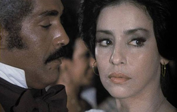 Abordan filmes de Solás y Titón en evento cubano de cineclubes (+ fotos) Abordan filmes de Solás y Titón en evento cubano de cineclubes (+ fotos)