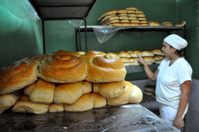 Pan y dulce con nuevas obras y responsabilidades Pan y dulce con nuevas obras y responsabilidades