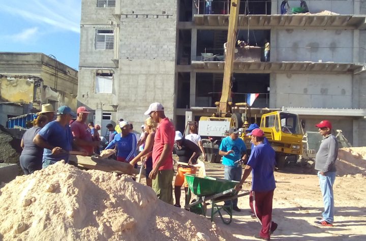 Ratifican constructores manzanilleros apego a labores con eficiencia Ratifican constructores manzanilleros apego a labores con eficiencia