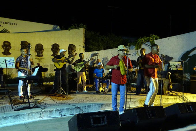 Celebra Orquesta Yakaré aniversario 38 de su fundación Celebra Orquesta Yakaré aniversario 38 de su fundación