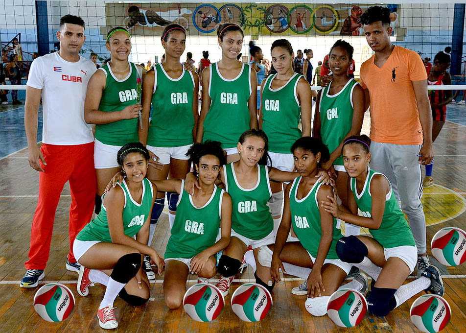 Thainalién y Granma se acercan a la fase final del voleibol femenino Thainalién y Granma se acercan a la fase final del voleibol femenino