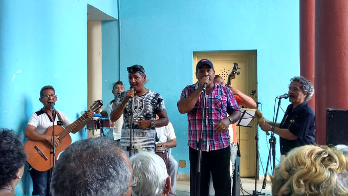 Kanoy, 25 años en defensa de la música tradicional cubana Kanoy, 25 años en defensa de la música tradicional cubana