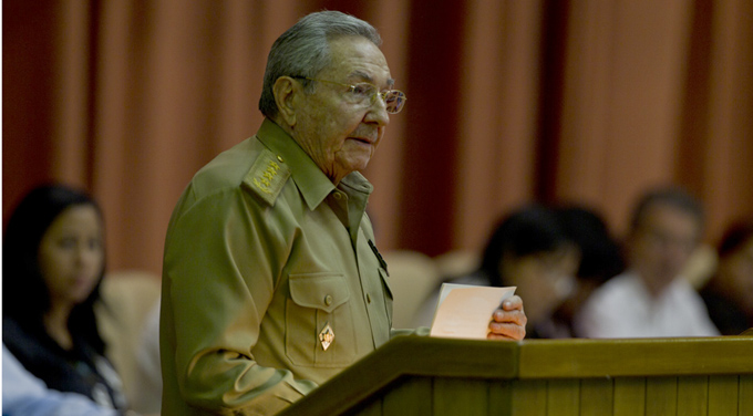 Presidirá Raúl comisión que proyectará Reforma Constitucional (+ video) Presidirá Raúl comisión que proyectará Reforma Constitucional (+ video)