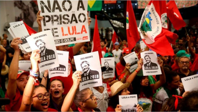 Por la libertad de Lula, inician hoy huelga de hambre en Brasilia Por la libertad de Lula, inician hoy huelga de hambre en Brasilia