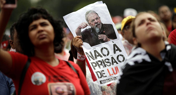 Alistan huelga de hambre en Brasil para exigir libertad de Lula Alistan huelga de hambre en Brasil para exigir libertad de Lula