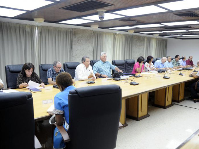 Reconoce Díaz-Canel esfuerzo para ofrecer al pueblo un verano superior Reconoce Díaz-Canel esfuerzo para ofrecer al pueblo un verano superior