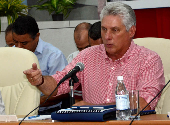 Recabó Díaz-Canel mayor esfuerzo y control para cumplir el plan de la economía Recabó Díaz-Canel mayor esfuerzo y control para cumplir el plan de la economía