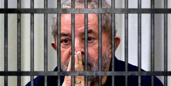 Con PT de lleno en disputa presidencial, Lula cumple 175 días preso Con PT de lleno en disputa presidencial, Lula cumple 175 días preso