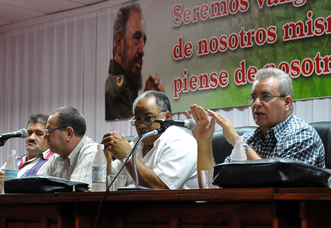 Chequea Ministerio de la Agricultura marcha en Granma de programas agropecuarios (+ videos) Chequea Ministerio de la Agricultura marcha en Granma de programas agropecuarios (+ videos)