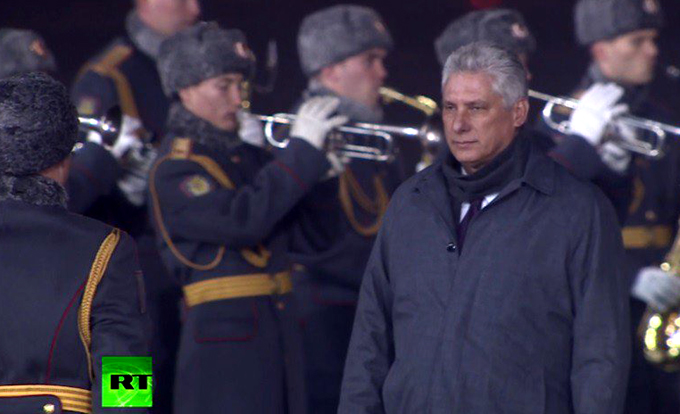 Llega a Rusia Presidente cubano en visita oficial (+ fotos y video) Llega a Rusia Presidente cubano en visita oficial (+ fotos y video)
