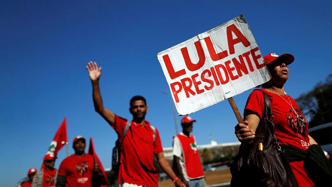 Pueblo brasileño a las calles para reclamar libertad de Lula Pueblo brasileño a las calles para reclamar libertad de Lula